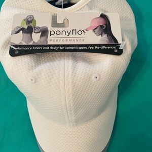 Ponyflo Performance White Cap